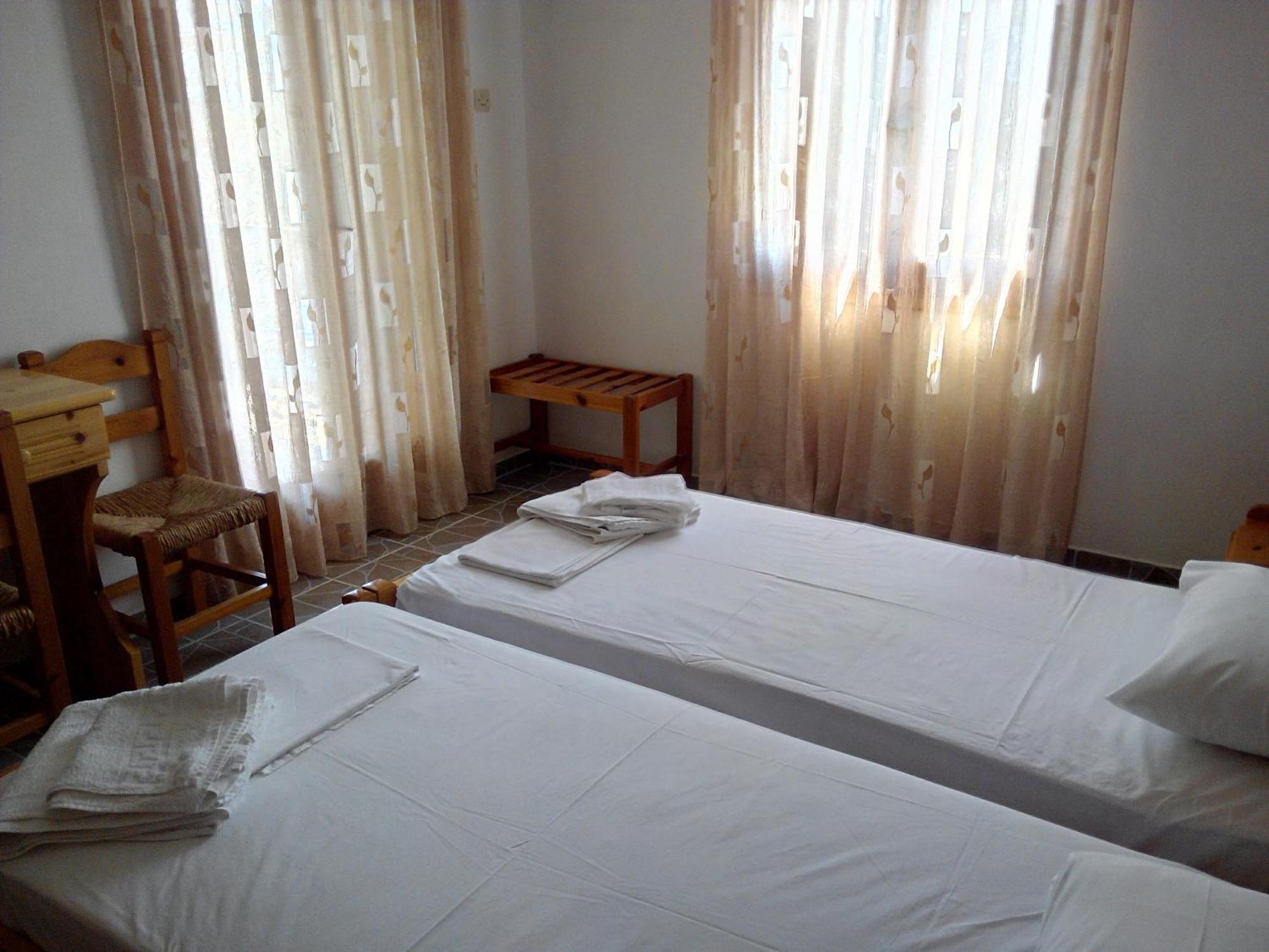 Liossis Rooms & Apartments Skopelos Pokoj fotografie